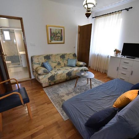 Apartment Nona Tar-Vabriga Exterior photo
