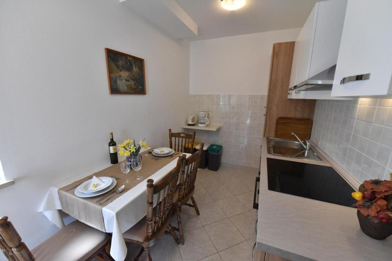 Apartment Nona Tar-Vabriga Exterior photo